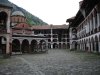 Рилски Манастир - поглед към входа